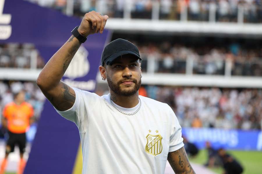 Neymar "Santos"da nə qədər qazanacaq? - Maaşdan əlavə faiz də olacaq