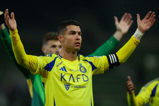 Ronaldo: Oğlum deyir ki, o, səndən yaxşıdır