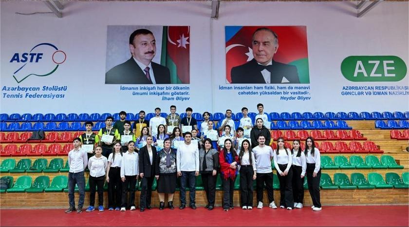 Bakıda keçirilən stolüstü tennis yarışına yekun vuruldu