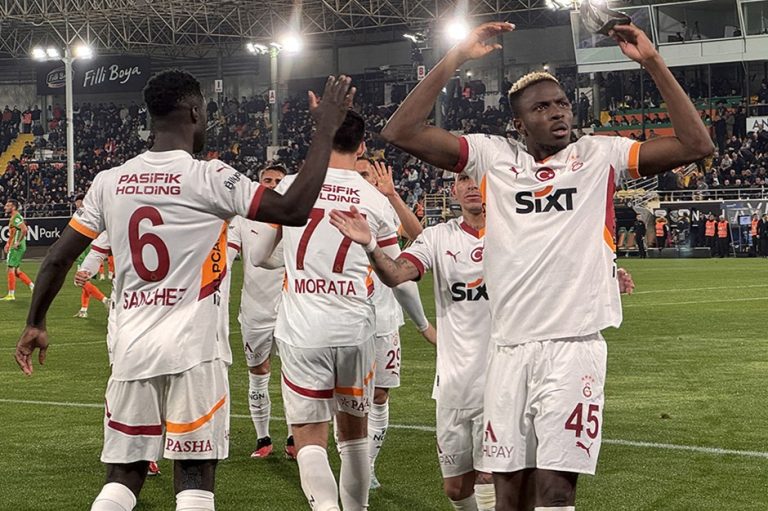 “Qalatasaray”dan əzmkar qələbə