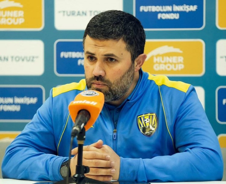 Azər Bağırov: "Bəzi futbolçular performansından aşağı oynayır"