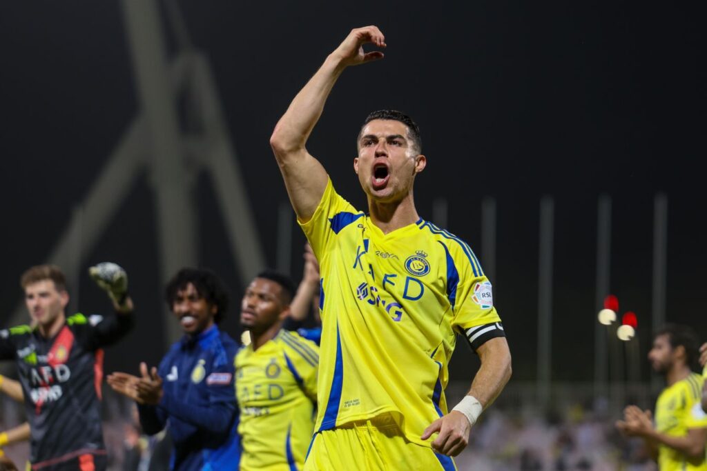 Ronaldo penaltini vura bilmədi, yazdı ki... - FOTO