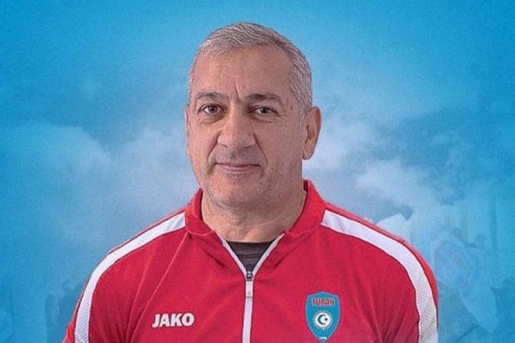 Yunis Hüseynov: "Risk etmək istəmədik"