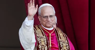 Yeni Papa bu komandalara azarkeşlik edir