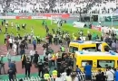 Tribuna çökdü: Ölən və yaralanalar var