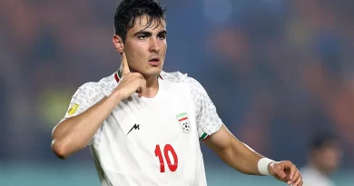 Daha bir futbolçu İranı tərk edə bilmir