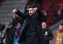 Simeone özündən çıxdı: Həyasız