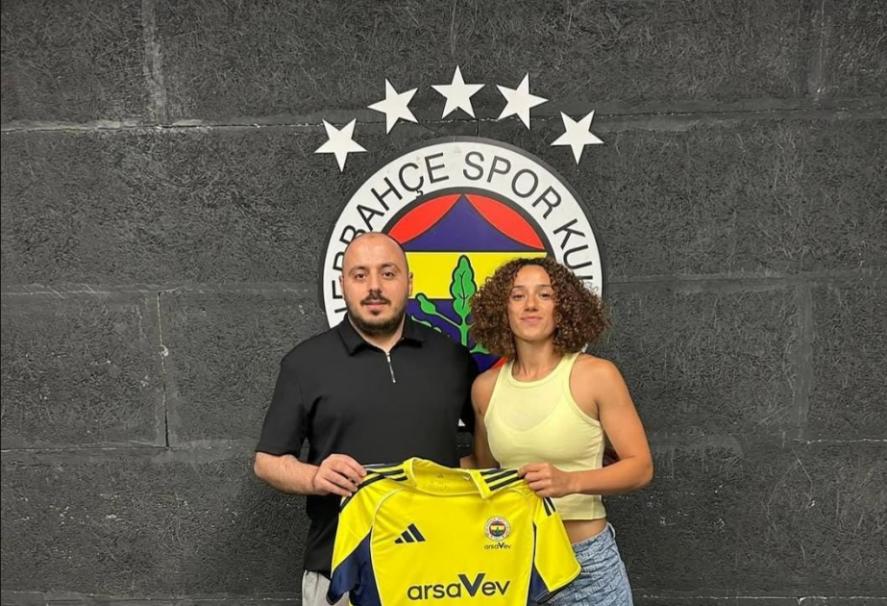 Azərbaycan millisinin üzvü "Fənərbağça"da