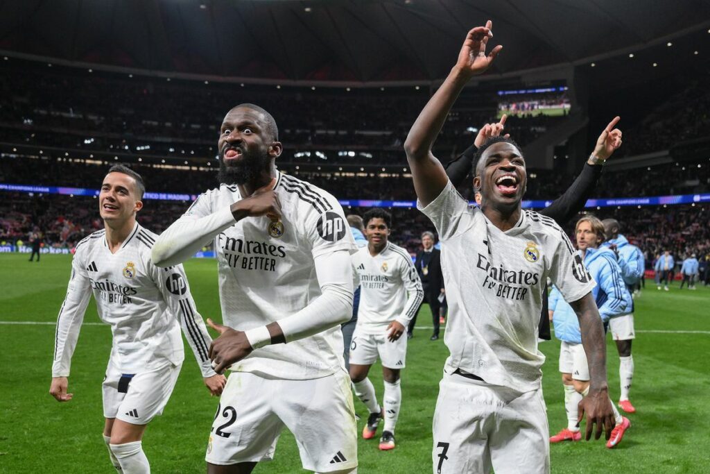 "Real"ın futbolçusu "Yuventus"la danışıqlara başladı