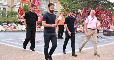 “Yunayted”dən təsirli jest: Liverpula gəldilər ki...  - FOTO