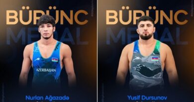 Azərbaycanın 2 güləşçisindən DÇ-də bürünc medal