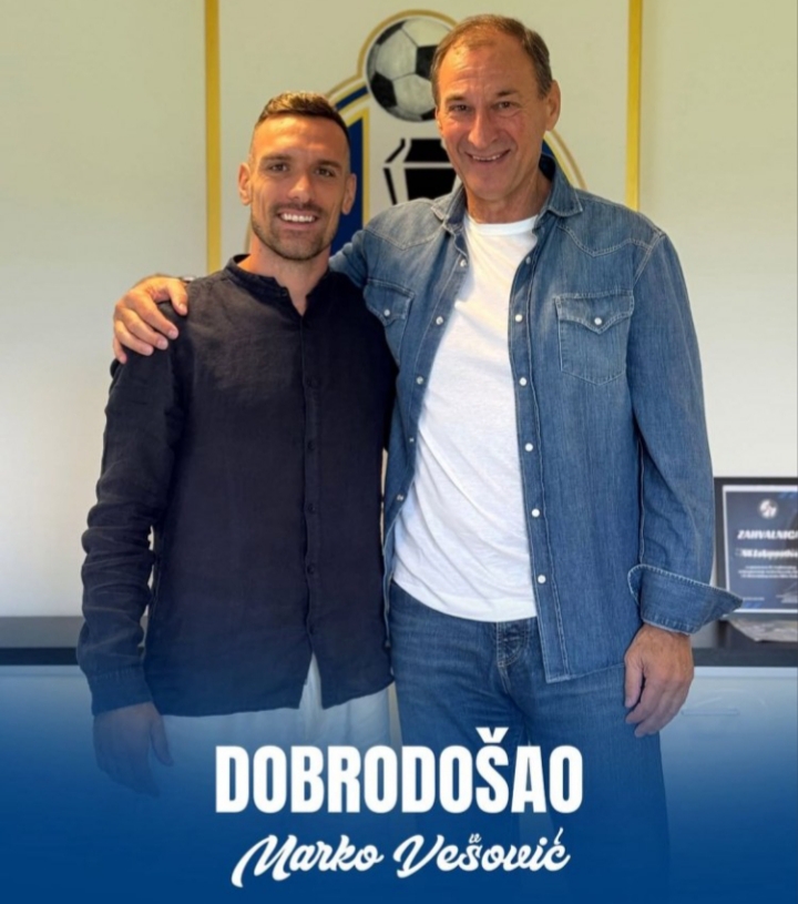 "Qarabağ"dan "Lokomotiv"ə - RƏSMİ