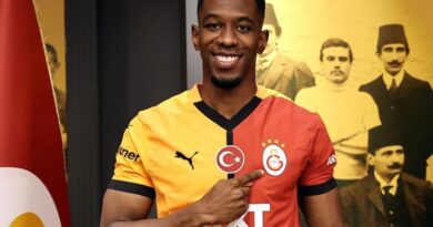 Alınmadı: "Qalatasaray"ın futbolçusu Rusiyaya getməkdən imtina etdi