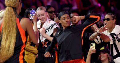 Qadınların basketbol oyununda unikal nəticə
