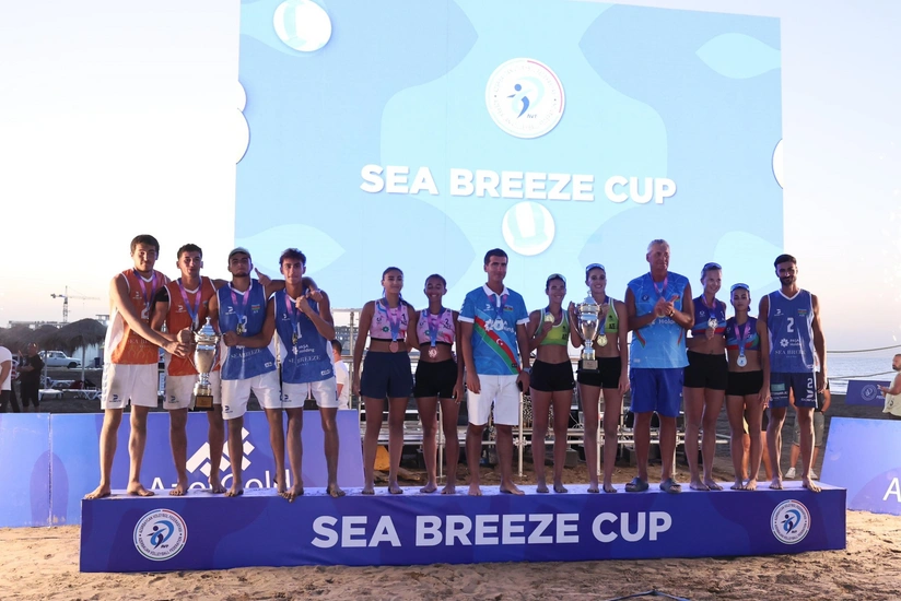 Çimərlik voleybolu üzrə "Sea Breeze Cup" turnirinin qalibləri bəlli olub