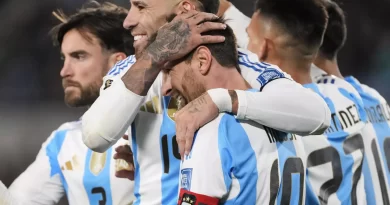Messi göz yaşlarını saxlaya bilmədi: Azarkeşlər onunla belə vidalaşdı - FOTO