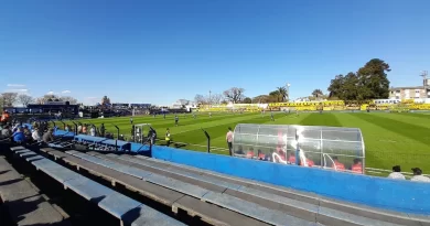 Məşhur məşqçiyə arenada yer tapılmadı, görün harada oturdu – FOTO