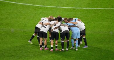 Naqelsmann Almaniya millisinin heyətini açıqladı