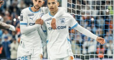 Papenin nailiyyətini təkrarladı