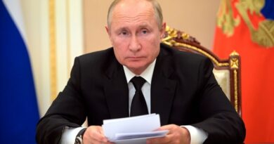 Azarkeşlərdən Ukraynaya dəstək, Putin haqda mahnını belə oxudular – VİDEO