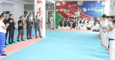 Rafael Ağayev eşitmə məhdudiyyətli karateçilərlə görüşüb