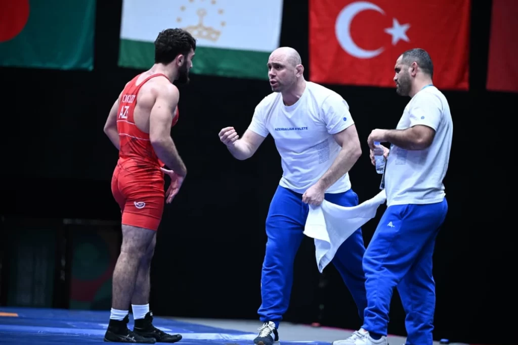 İslamiada: Azərbaycan güləşçisi “gümüş” qazandı