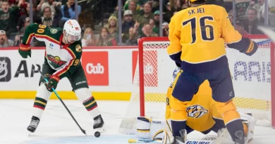 Şayba qapıya daxil olmadı: NHL-də unikal qol qeydə alındı – VİDEO