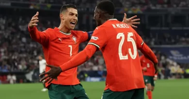 Ronaldo Millətlər Liqasındakı qələbəyə görə onlara hədiyyə göndərdi - FOTO