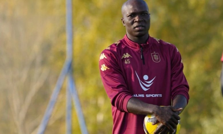 Abubakar son 6 mövsümdə ilk iki matçı qolsuz tərk etməyən yeganə debütantdır