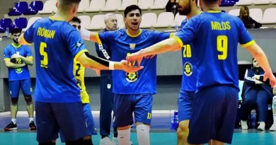 "Azərreyl" qələbə qazandı