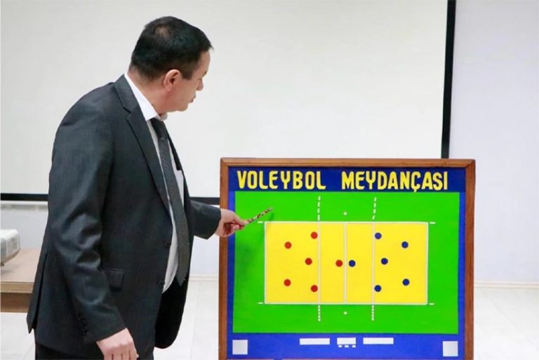 Hakimliyə yeni cəlb olunan şəxslər üçün növbəti seminar