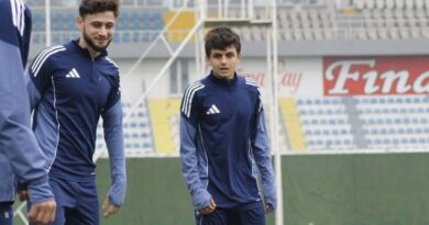 Qurban Qurbanov 16 yaşlı futbolçunu "Qarabağ"ın əsas komandasına cəlb etdi