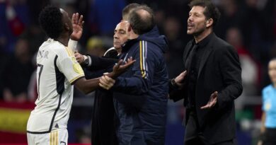 Simeone Vinisiusa: O, səni qovacaq
