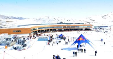 “Azerbaijan Open” beynəlxalq dağ xizəyi turniri start götürüb