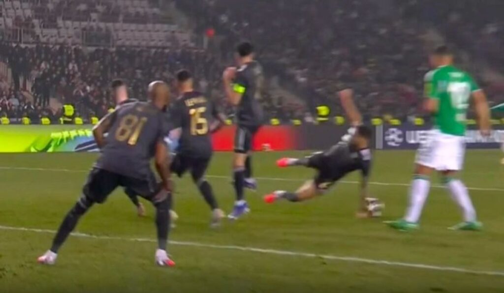 İngilislərdən etiraf: "Qarabağ"ın qapısına penalti təyin olunması yanlış idi
