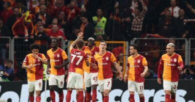 “Qalatasaray” “Yuventus”u darmadağınla yola saldı