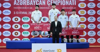 Sərbəst güləşçilərin mübarizəsində ilk qaliblər müəyyənləşdi