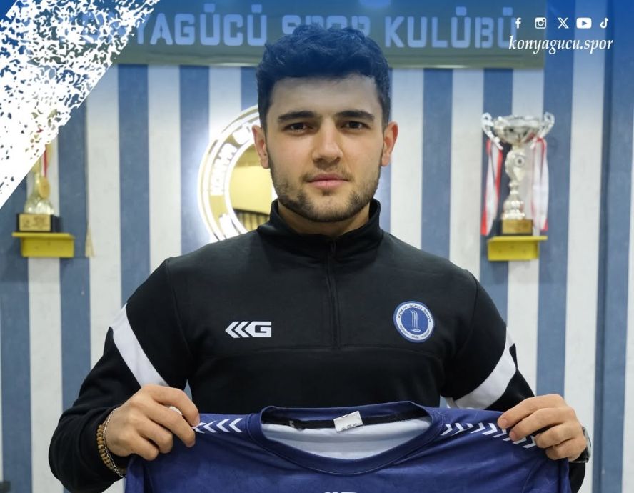 Azərbaycanlı futbolçu Türkiyə klubunda