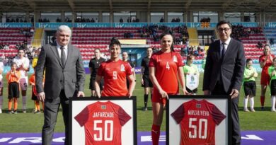 Millimizin 2 futbolçusu 50-yə çatdı