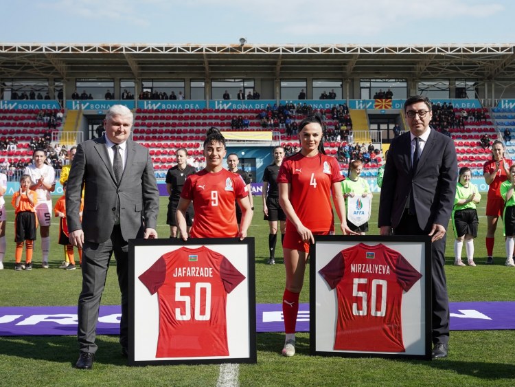 Millimizin 2 futbolçusu 50-yə çatdı
