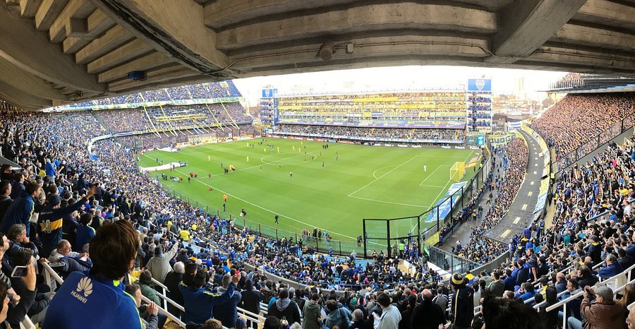 Tarixi arena yenidən qurulur