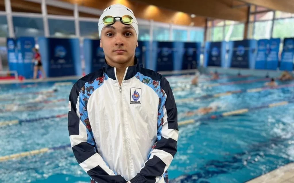 Azərbaycanlı idmançı Dünya Seriyasında gümüş medal qazanıb