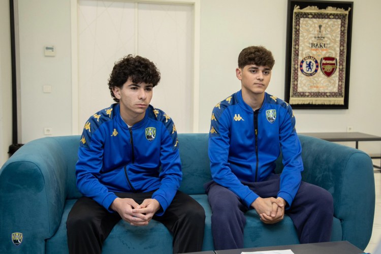 “Kəpəz” iki futbolçusu ilə peşəkar müqavilə imzaladı