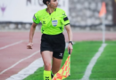Türkiyədə futbolçular qadın hakimi yıxdılar, qalxmağa kömək etmədilər – FOTO