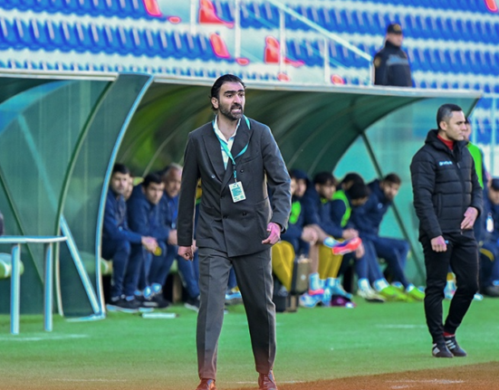 Vaqif Cavadov yığmada!
