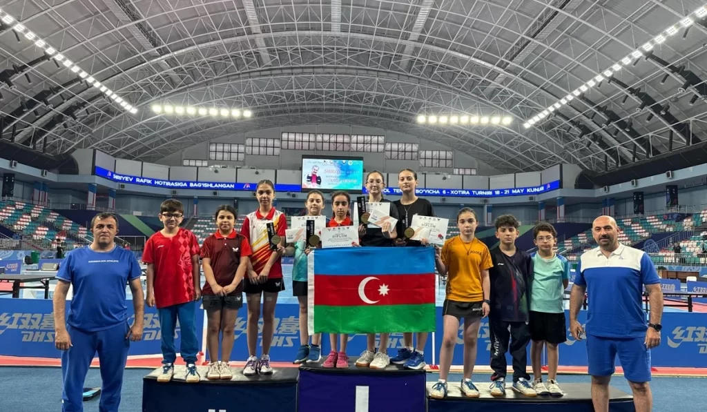 Azərbaycan tennisçiləri Andijanda 4 medal qazandı