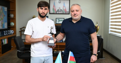 Əvəzedicilər Liqasının bombardiri mükafatlandırıldı