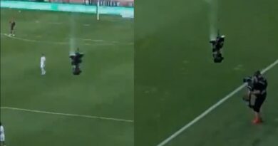 Matç zamanı dəhşətli anlar: Kamera meydana çırpıldı - VİDEO
