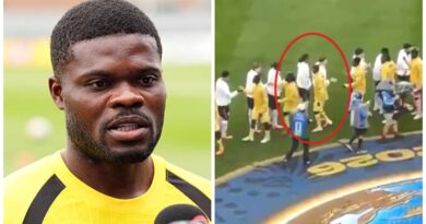 İngilis futbolçulardan yalnız biri onun əlini sıxmadı
