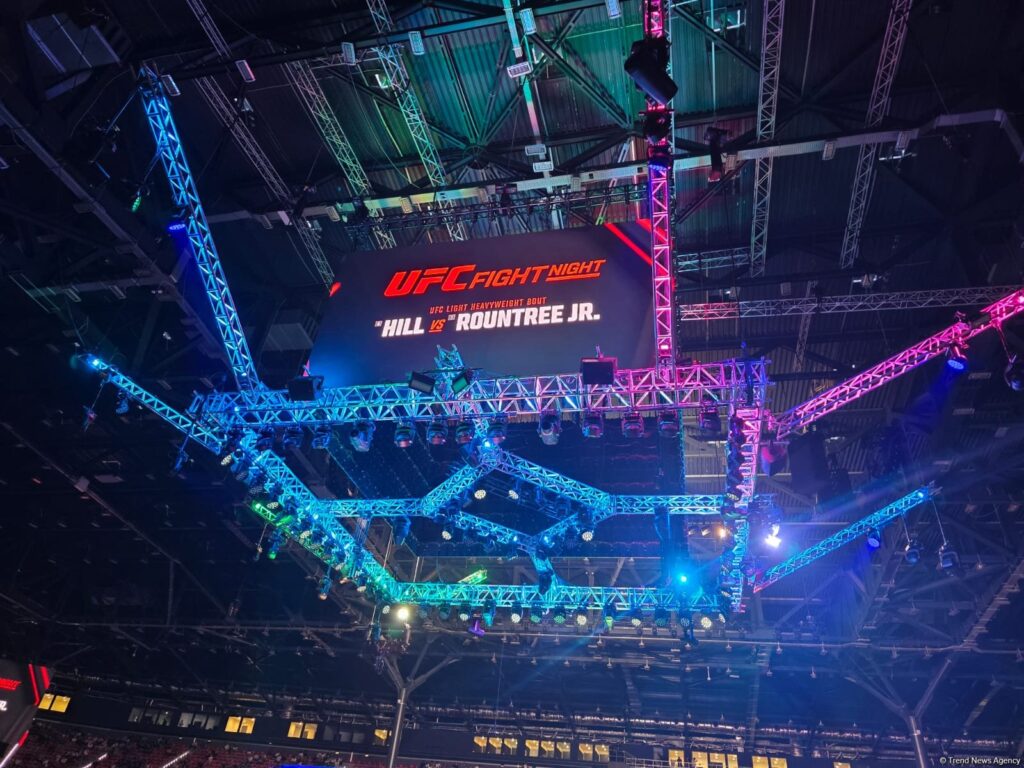 UFC Bakı: Rafael Fiziyev və digər üç idmançıya əlavə ödəniş olunacaq